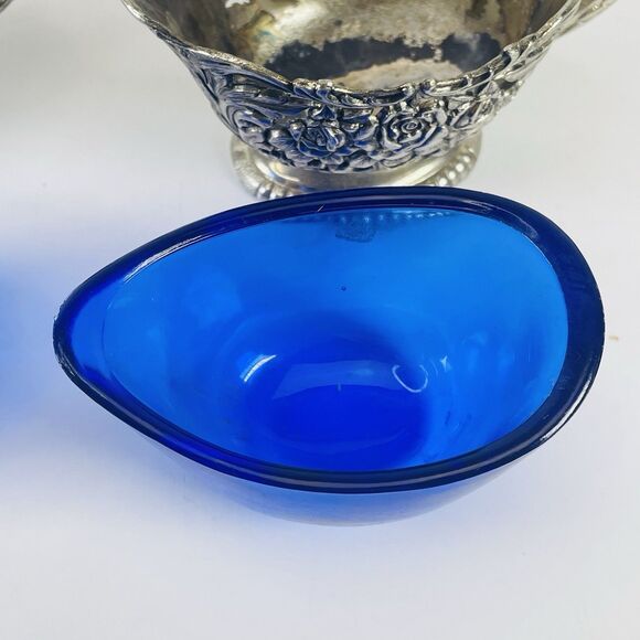 Antique Silver Plated Rose Floral Design Cobalt Blue Lined Sugar And Creamer Set - Picture 10 of 16